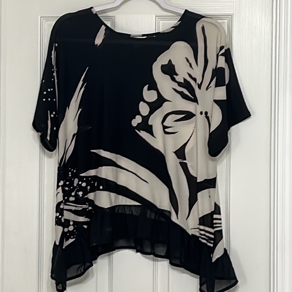 Cato Black and Cream Floral Blouse L - Picture 2 of 5